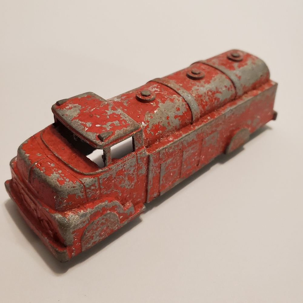 Midgetoy Pumper Red FiretruckDie Cast Toy Car